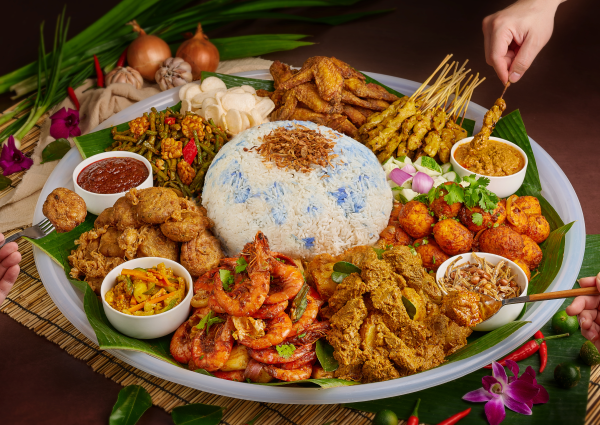 NASI AMBENG SET<br> $50 for 3 PAX